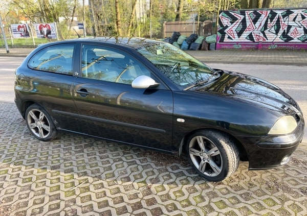 Seat Ibiza cena 3999 przebieg: 289000, rok produkcji 2004 z Warszawa małe 211